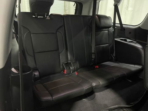 Used 2020 Chevrolet Suburban Premier image 35