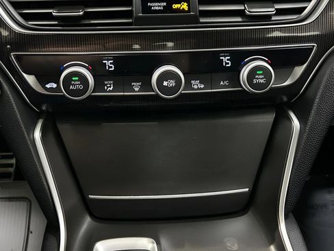 Used 2022 Honda Accord Sport image 22