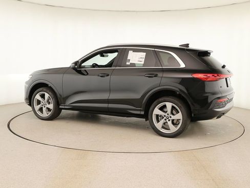 New 2025 Audi Q5 Premium Plus image 3