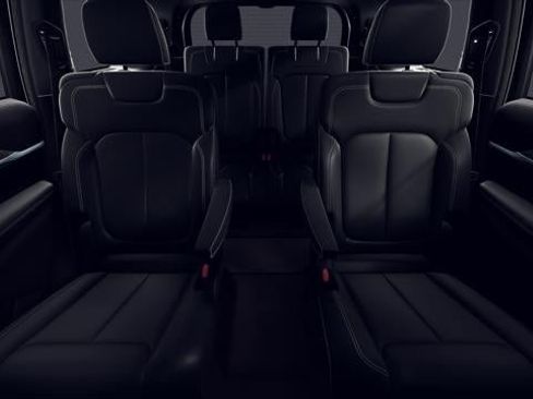 New 2026 Jeep Grand Cherokee L Limited AWD/4WD image 3