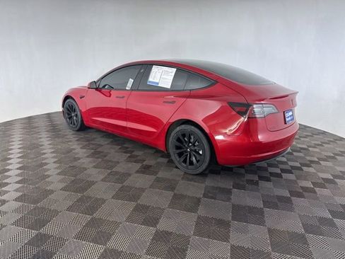 Used 2021 Tesla Model 3 Standard Range Plus image 9