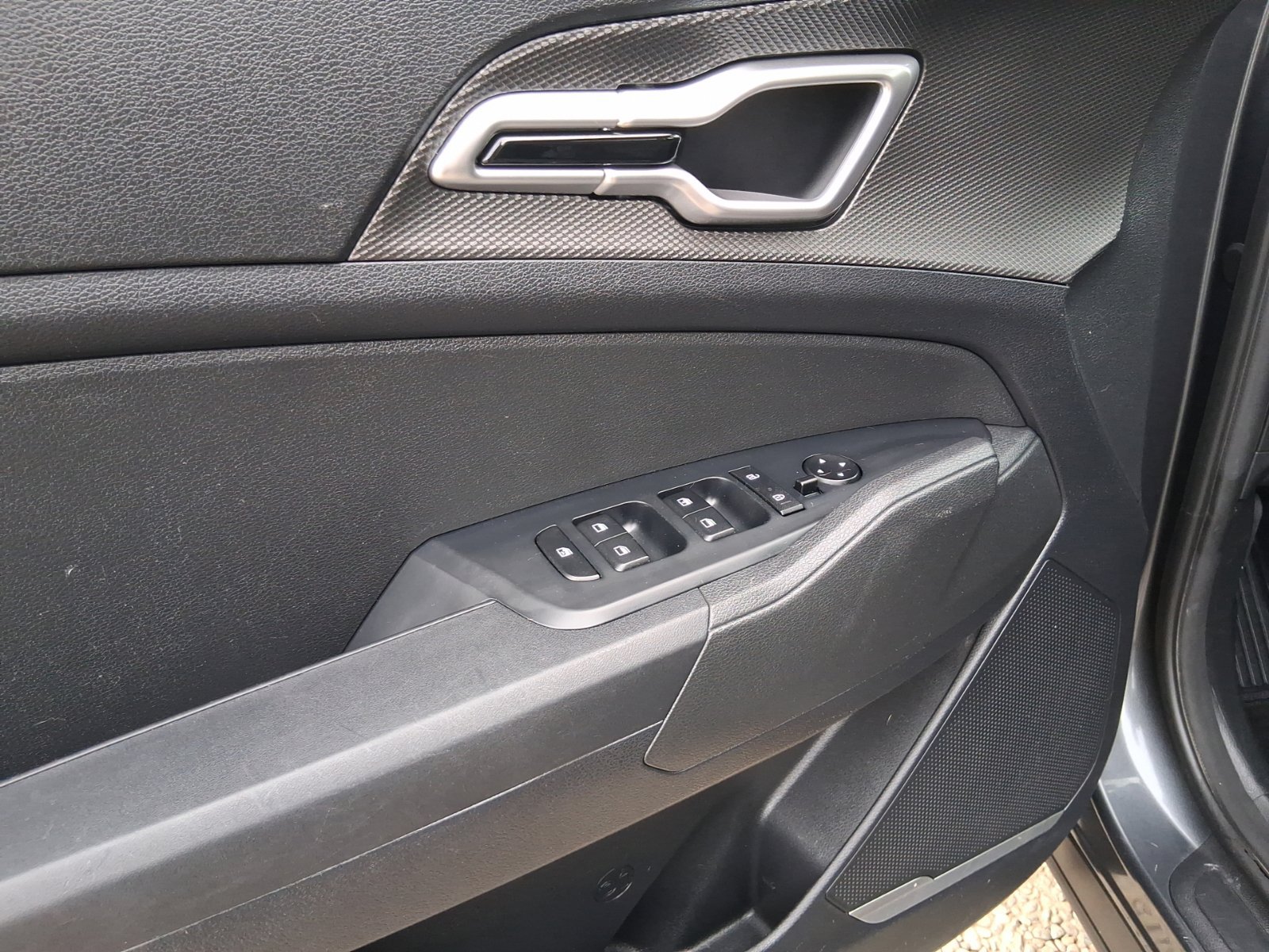Used 2023 Kia Sportage LX AWD/4WD image 8