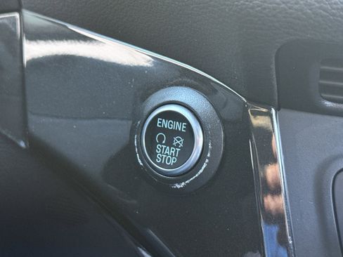 Used 2019 Ford Escape Titanium w/ U9j03 - Titanium Tow Package image 19