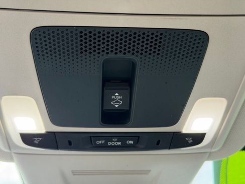 Used 2024 Honda CR-V EX-L image 29