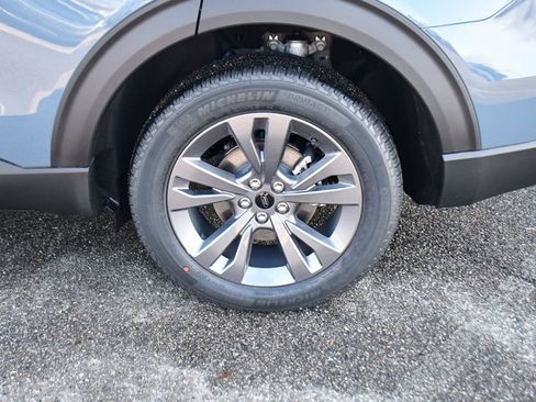 Used 2026 Ford Explorer Active w/ Active Comfort Package AWD/4WD image 23