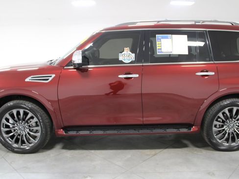 Used 2024 Nissan Armada Platinum w/ Captain's Chairs Package image 6