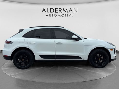 Used 2020 Porsche Macan AWD/4WD image 6
