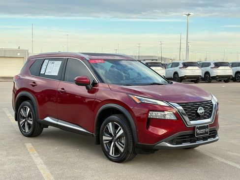 Certified 2023 Nissan Rogue SL w/ SL Premium Package image 5