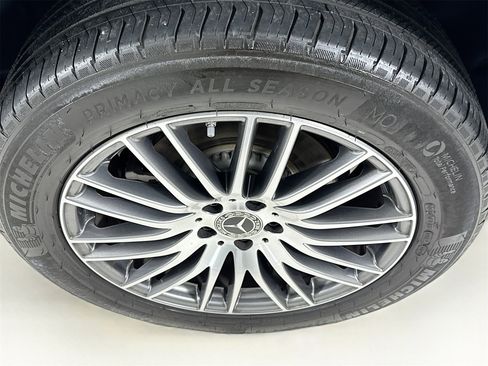 Certified 2024 Mercedes-Benz GLC 300 4MATIC image 32