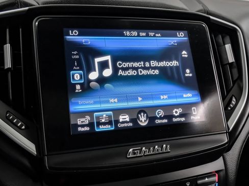 Used 2018 Maserati Ghibli S image 42