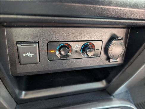 Used 2023 Toyota 4Runner Limited AWD/4WD image 18