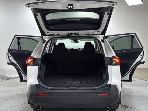 Certified 2025 Toyota RAV4 LE image 16