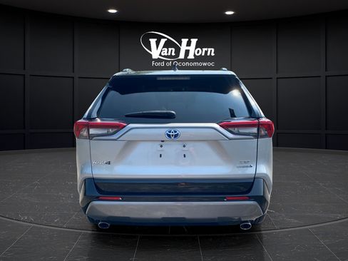 Used 2019 Toyota RAV4 XSE AWD/4WD image 6