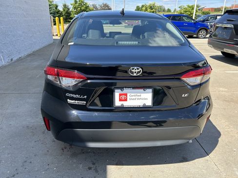 Used 2026 Toyota Corolla LE FWD image 5