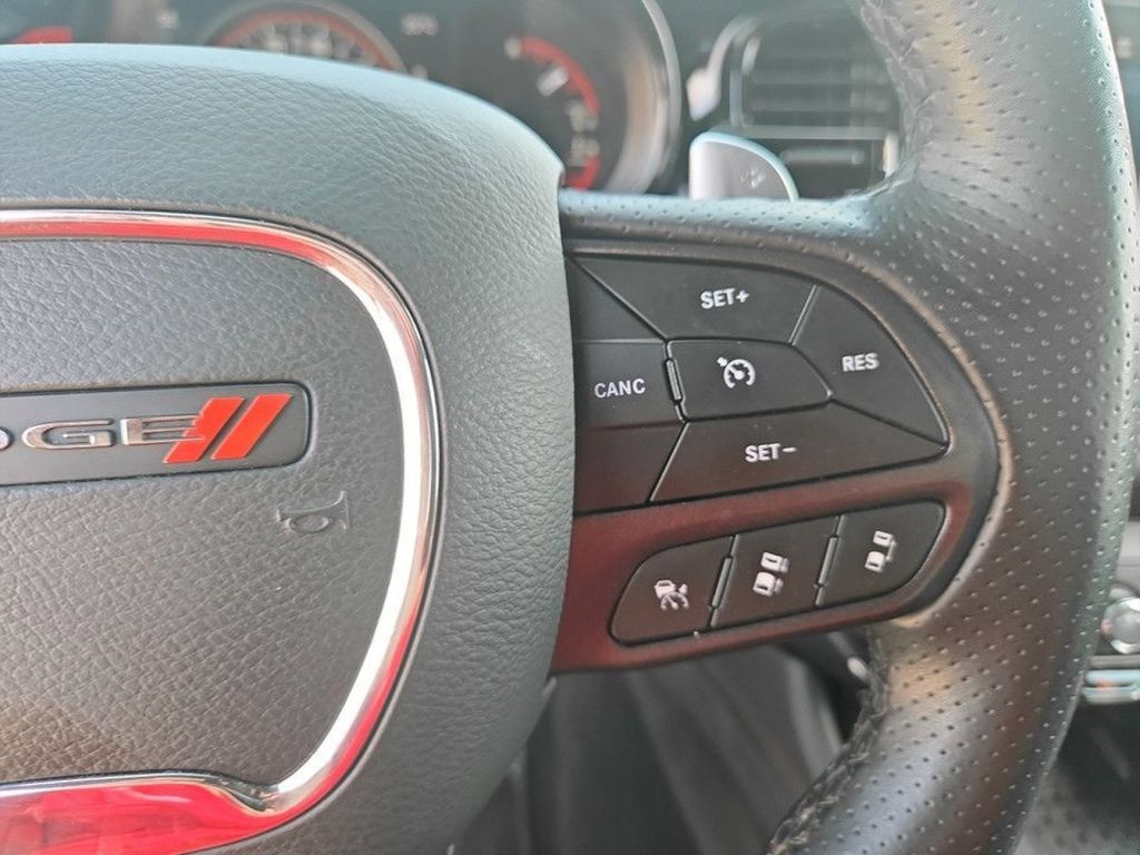 Used 2025 Dodge Durango R/T AWD/4WD image 16
