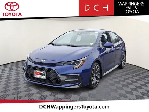 Certified 2022 Toyota Corolla SE w/ SE Premium Package image 1