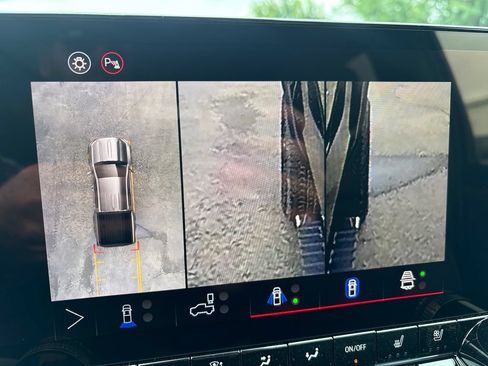 New 2026 GMC Canyon Denali AWD/4WD image 30