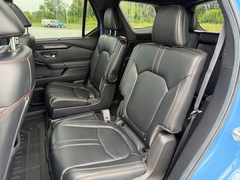 Used 2024 Honda Pilot TrailSport image 20