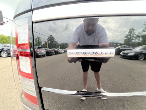 Used 2014 Land Rover Range Rover Supercharged image 21