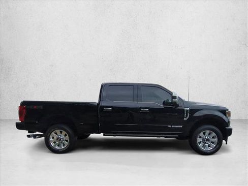 Used 2022 Ford F250 Platinum AWD/4WD image 4