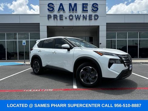 Used 2026 Nissan Rogue SV FWD image 1