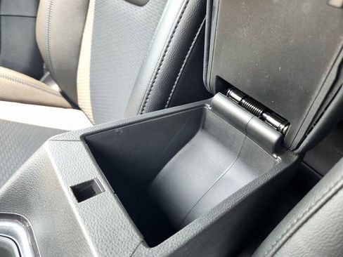 New 2025 Jeep Compass Latitude image 18