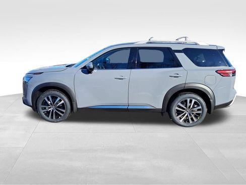 New 2025 Nissan Pathfinder Platinum w/ Lighting Package (N92) image 2