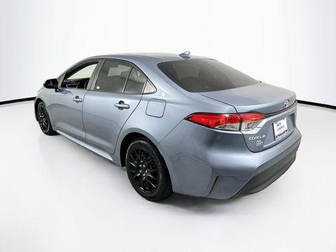 Used 2023 Toyota Corolla LE FWD image 7