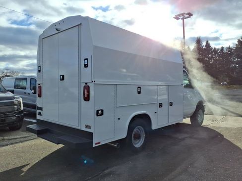 New 2026 Ford E-350 and Econoline 350 Super Duty w/ Power Equipment Group image 6