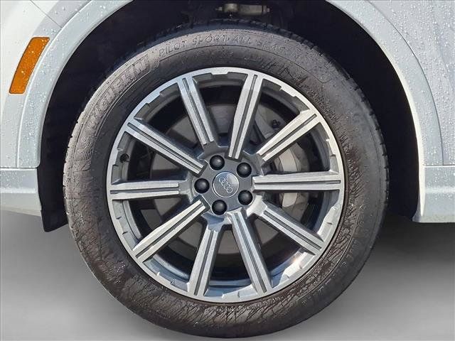 Used 2019 Audi Q7 2.0T Premium Plus w/ Premium Plus Package AWD/4WD image 13