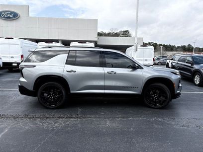Used 2024 Chevrolet Traverse RS
