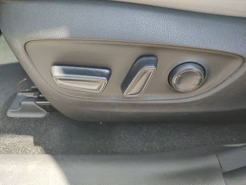 Used 2024 Toyota RAV4 XLE w/ Convenience Package FWD image 28