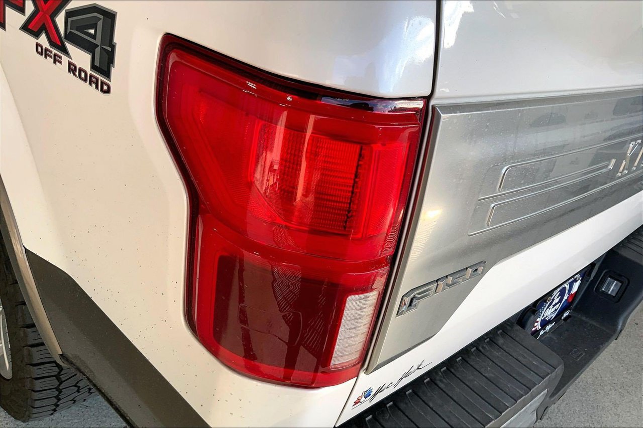 Used 2018 Ford F150 King Ranch w/ Equipment Group 601A Luxury AWD/4WD image 13
