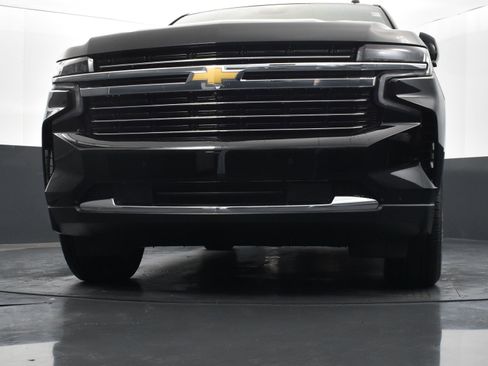 Used 2024 Chevrolet Tahoe LT w/ Luxury Package image 35