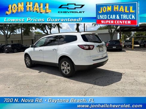 Used 2017 Chevrolet Traverse LT AWD/4WD image 7