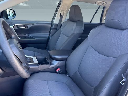 Used 2024 Toyota RAV4 XLE FWD image 21