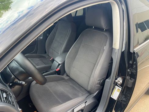 Used 2009 Volkswagen Jetta S FWD image 14