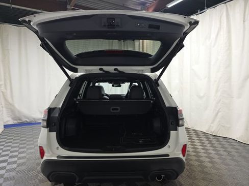 Certified 2025 Subaru Forester Limited AWD/4WD image 39