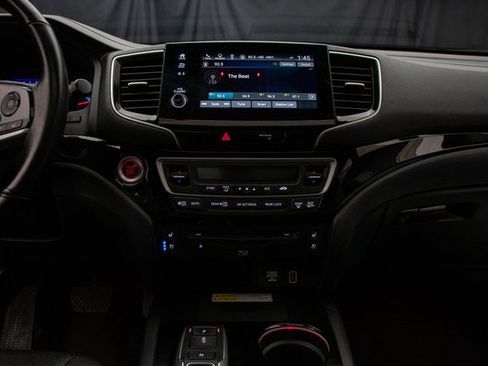 Used 2021 Honda Pilot Elite image 26