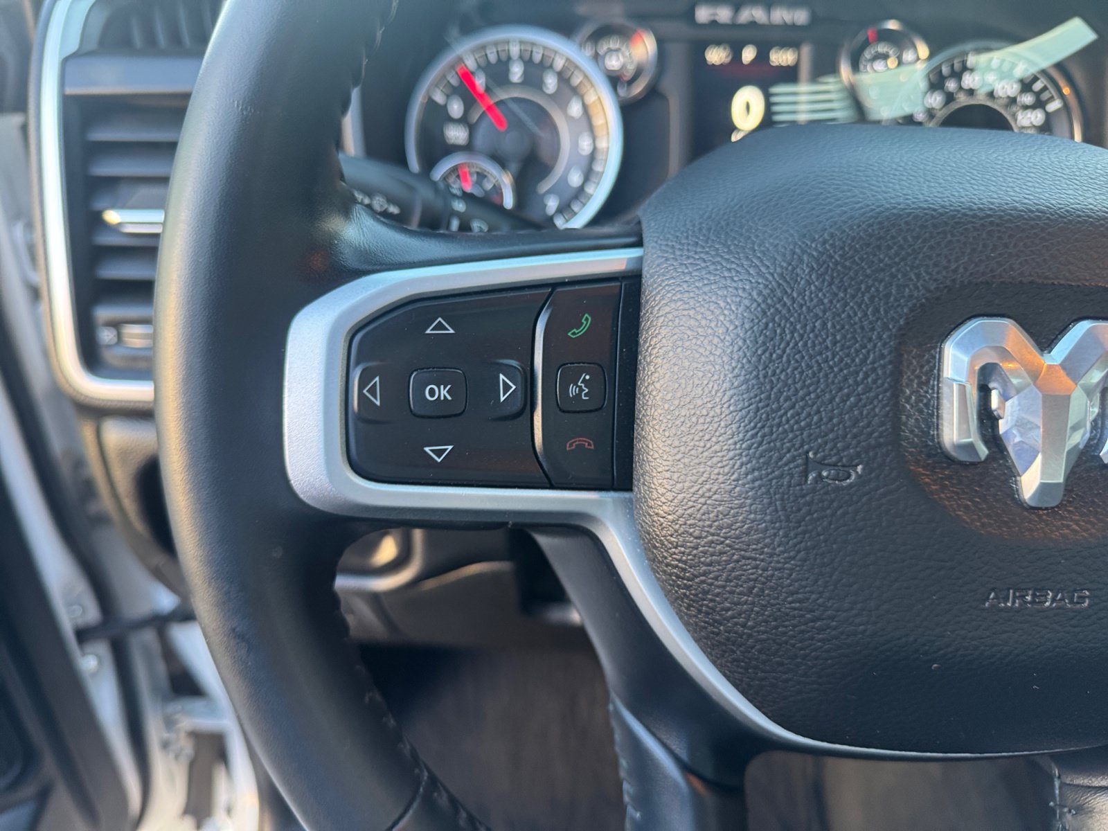 Used 2021 RAM 1500 Big Horn AWD/4WD image 14
