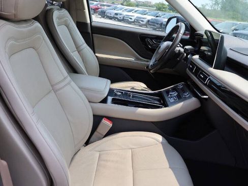 Used 2020 Lincoln Aviator Reserve w/ Equipment Group 201A AWD/4WD image 15