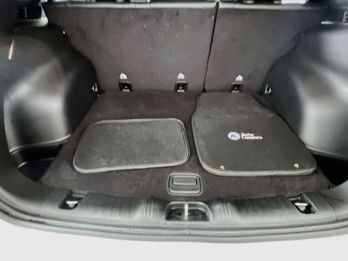 Used 2024 Jeep Compass Latitude AWD/4WD image 23