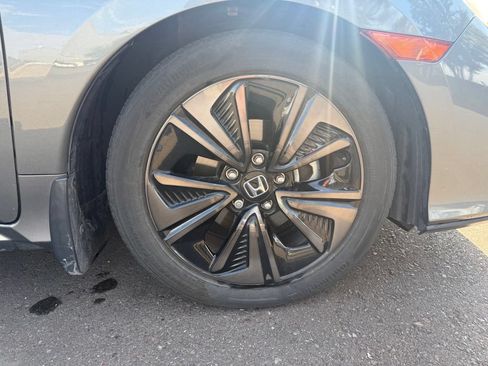 Used 2019 Honda Civic EX image 6