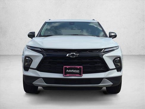 New 2026 Chevrolet Blazer LT w/ Midnight/Sport Edition FWD image 2