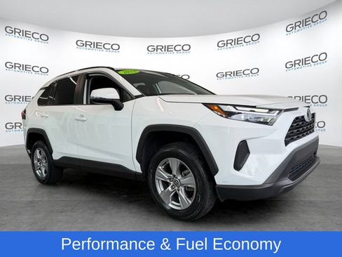 Used 2023 Toyota RAV4 XLE AWD/4WD image 1