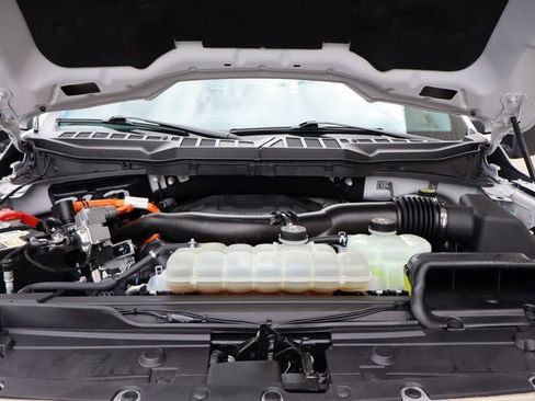 Used 2023 Ford F150 Lariat w/ Equipment Group 502A High image 38