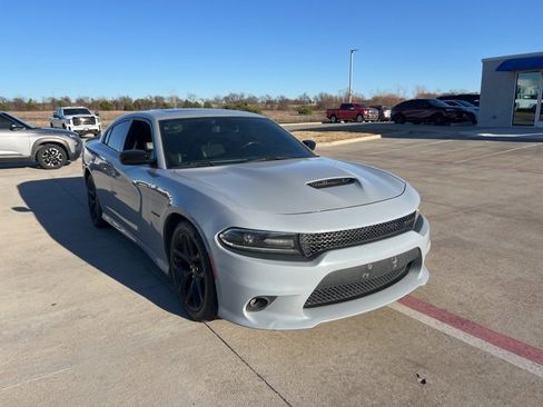 Used 2021 Dodge Charger R/T w/ Plus Group image 2