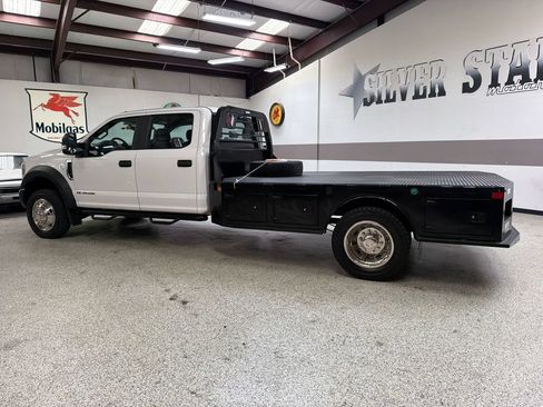 Used 2019 Ford F550 4x4 Crew Cab Super Duty image 4