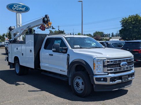 New 2025 Ford F550 4x4 SuperCab Super Duty image 7
