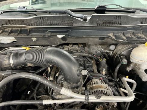 Used 2013 RAM 1500 Sport w/ Sport Premium Group image 26